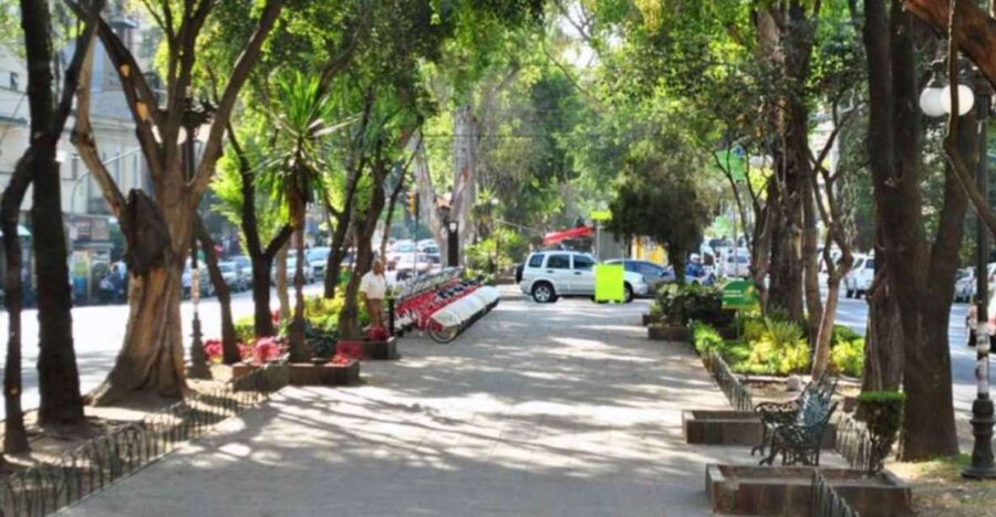 Mexico City: La Roma Neighborhood Audio Guide - Overview and Pricing