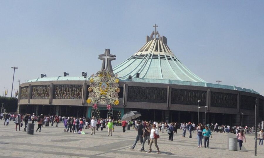 Mexico: Pyramids of Teotihuacan & Taxco - 2 Day Tour