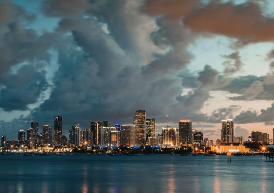 Miami Beach: Private Deluxe Airplane Tour With Champagne