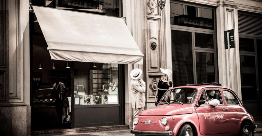 Milan: Central City Tour by Vintage Fiat 500 (2 Hs, 2 Stops)