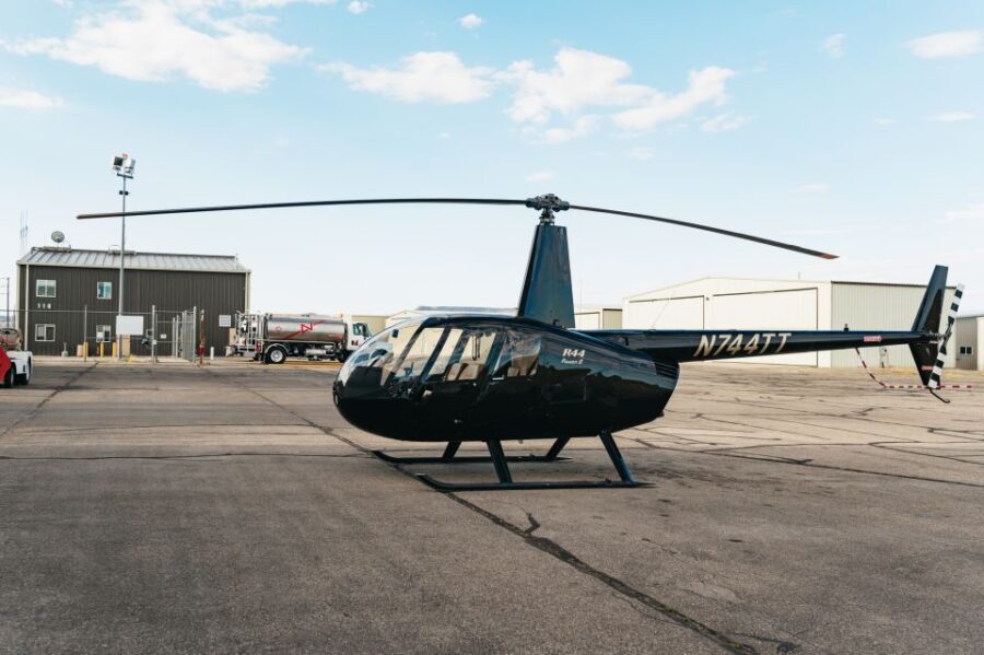 Moab: Backcountry Arches Helicopter Tour