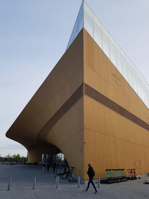 Modern Helsinki Free Walking Tour