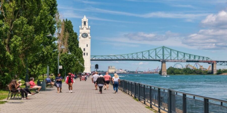 Montreal: Best of Montreal Food Walking Tour With Tastings