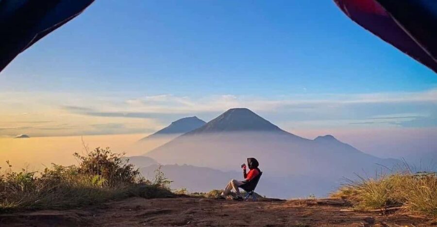 Mount Batur Camp to See a Beautiful Sunset and Sunrise