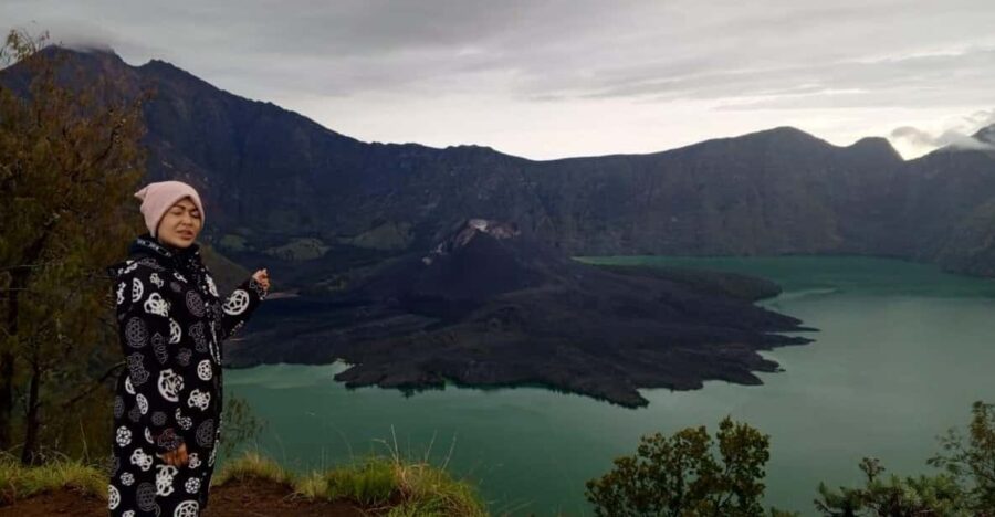 Mount Rinjani One Day Trek To Craterim Senaru