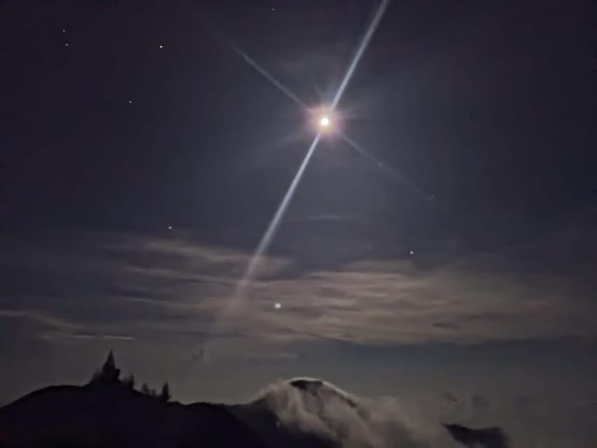 Mount Rinjani Trekking 3D/2N Summit,Lake&Senaru BestS ELLER