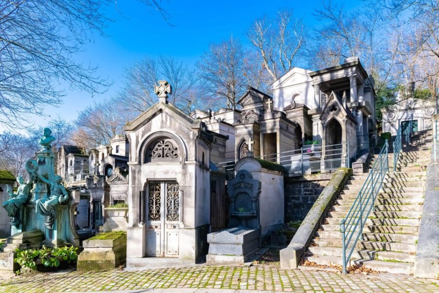 Mysteries of Père Lachaise