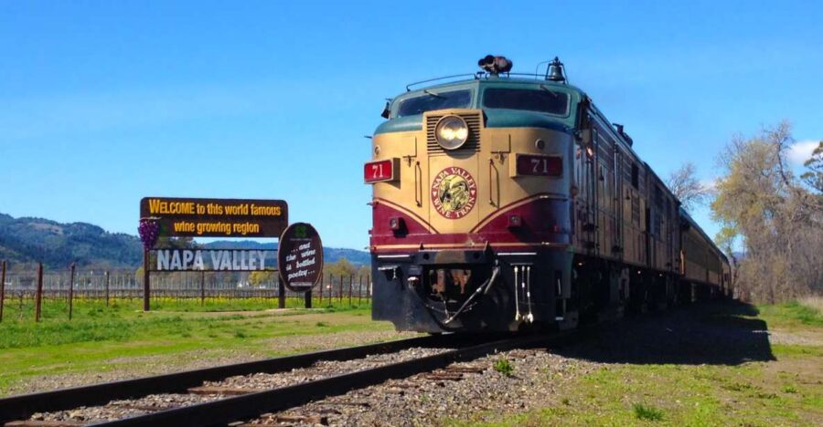Napa Valley Wine Train: Gourmet Express Lunch or Dinner - Elegant Vintage Train Experience