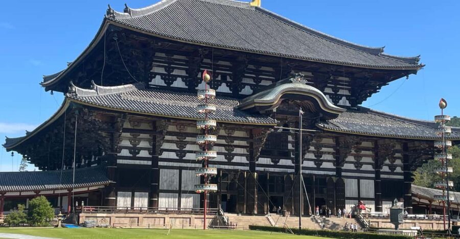 Nara: Todaiji, Kasuga, and Nara Park (English)