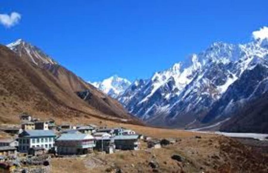 Nepal: Short Trek to the Pikey Peak (4,067 Meters)