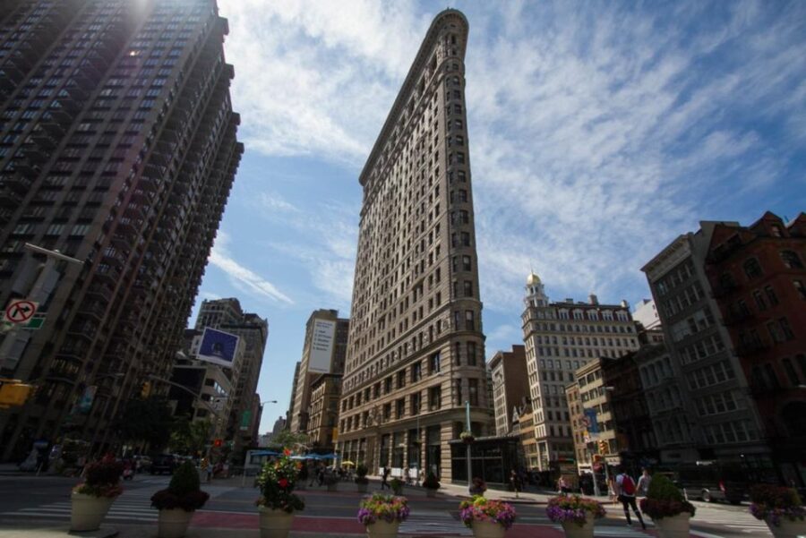 New York City’s Iconic Christmas Tour