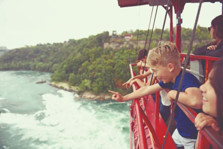 Niagara Falls: Sightseeing Pass With 3 Attractions and Tour