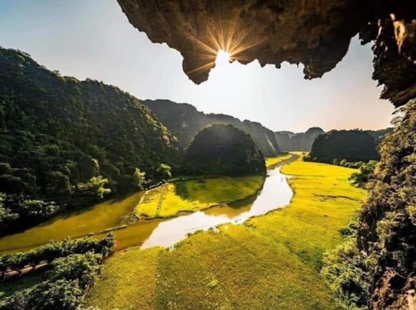 Ninh Binh 2Days : Small Group Guide Tour & Homestay Sleeping