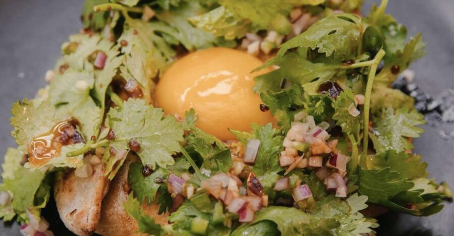 Nyc: Best Restaurants in the East Village (Food Tour & Wine)