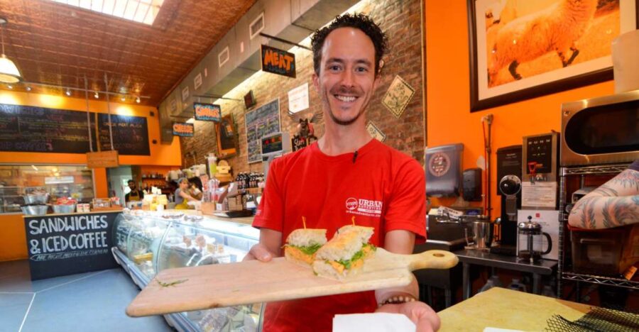 NYC: Brownstone Brooklyn History, Culture and Food Tour