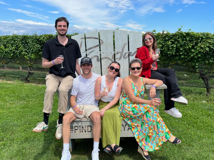 NYC: Long Island Sommelier-Guided Wine Tasting Tour