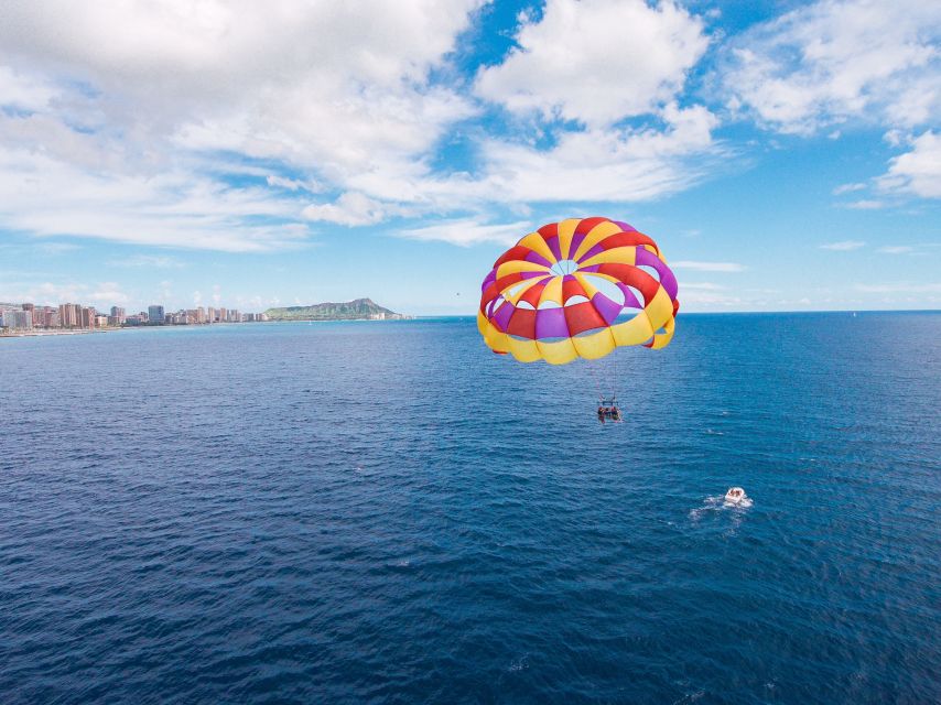 Oahu: Deluxe Diamond Head Hike and Sunrise Parasail - Tour Overview
