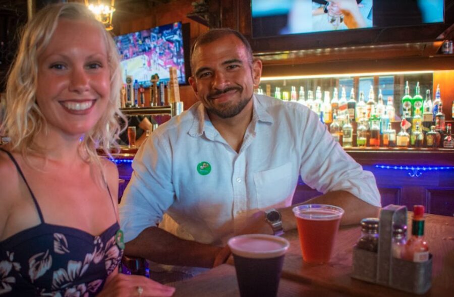 Oahu: Waikiki History Tour Pub Crawl