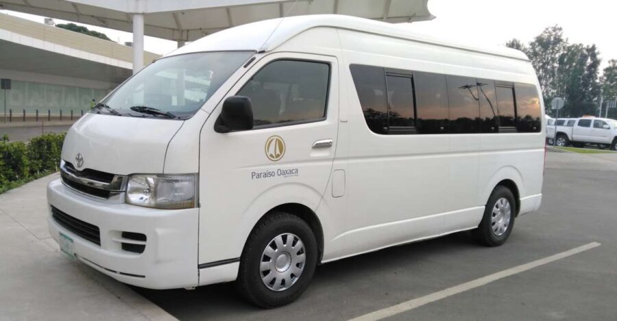 Oaxaca De Juarez: Roundtrip Private/Shared Airport Transfer