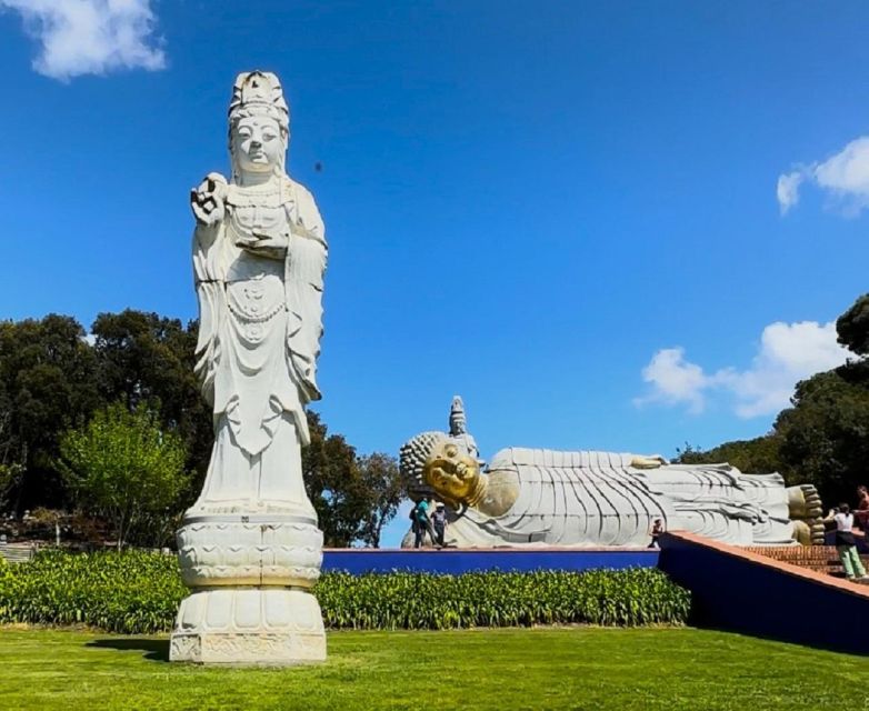 Obidos Castle and Budhha Eden Private Tour