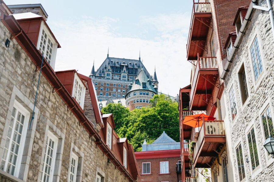 Old Quebec City: 2-Hour Grand Walking Tour - Tour Overview