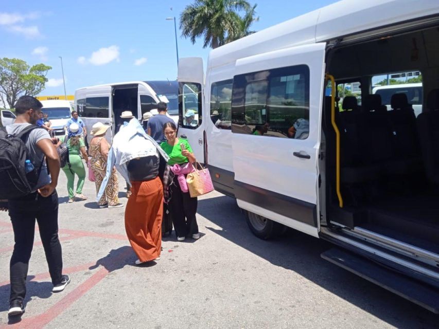 One-Way or Round Trip Airport Transfer to Puerto Morelos