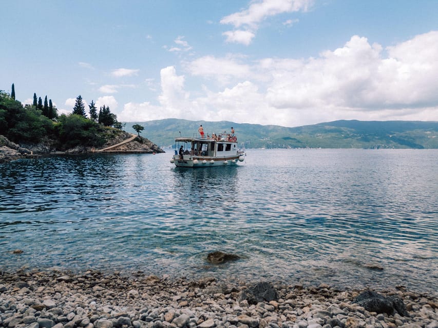 Opatija: Private Cres Island Boat Tour