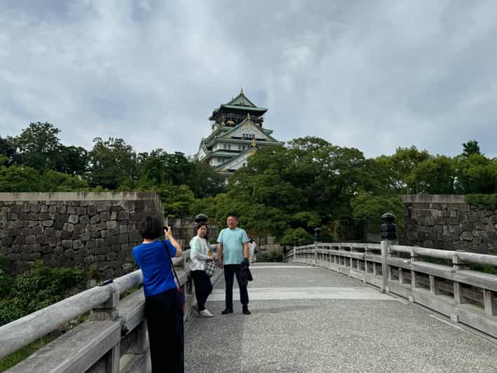 Osaka: Early Morning Osaka Castle Tour – Avoid Crowds, 1.5h