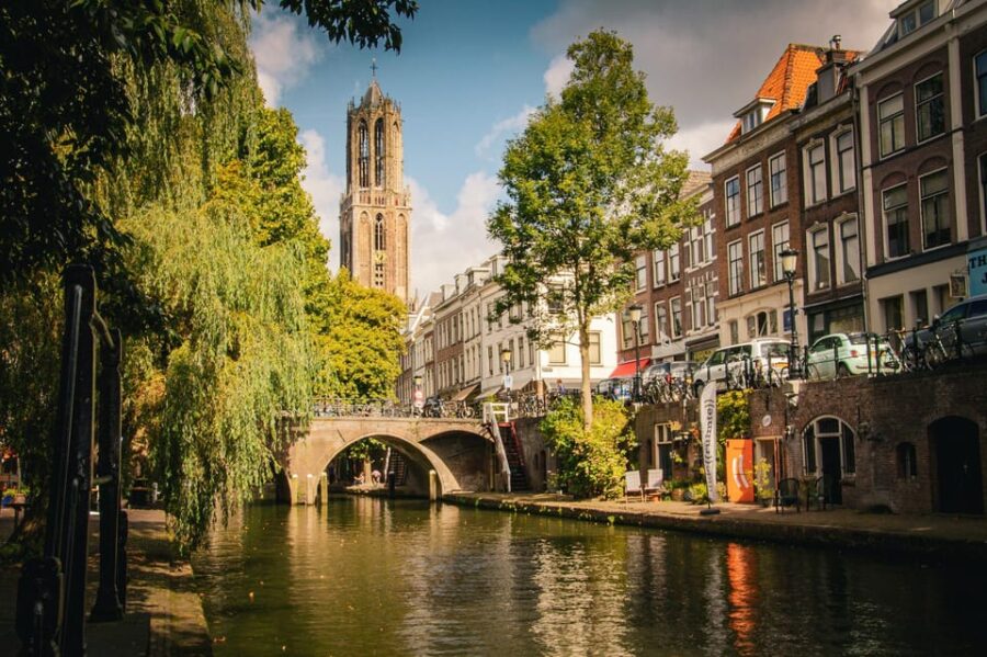 Our Utrecht City Tour (optional Lunch & Beverages)
