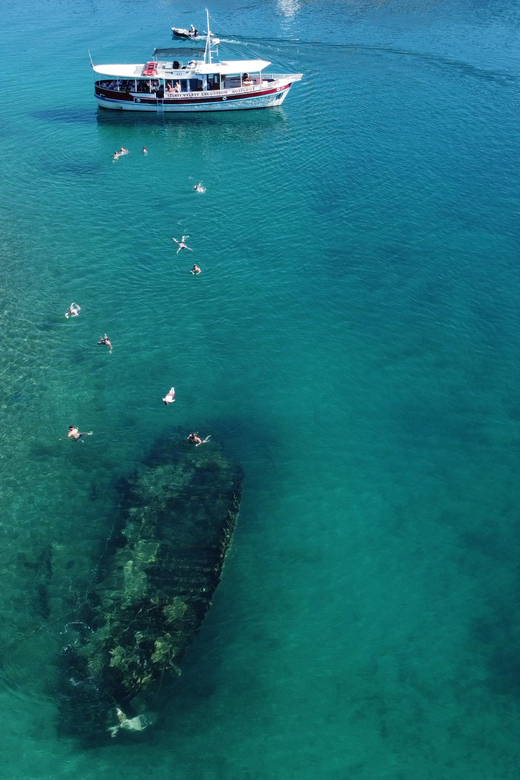 Page: Full-Day Boat Trip to Brač and Shipwreck Kontesa