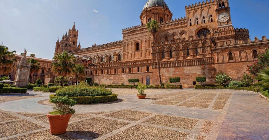Palermo: Private Gastronomic Walking Tour With Food and Wine