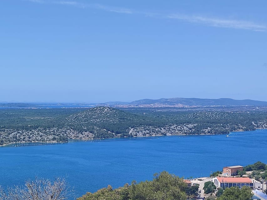 Panorama & Wine Tour – Eco City Tour ŠIbenik