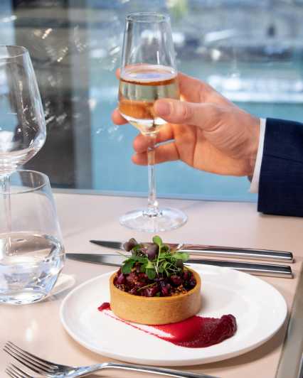Paris: Dinner at The Eiffel Tower & Cruise