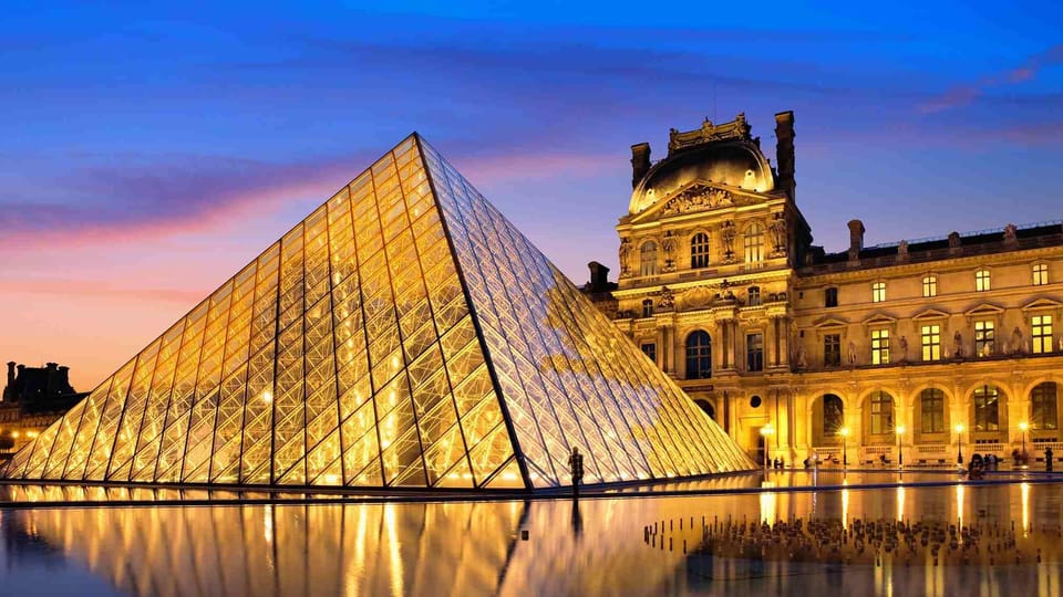 Paris Vintage Car Tour With Louvre Museum And Hotel Pick Up