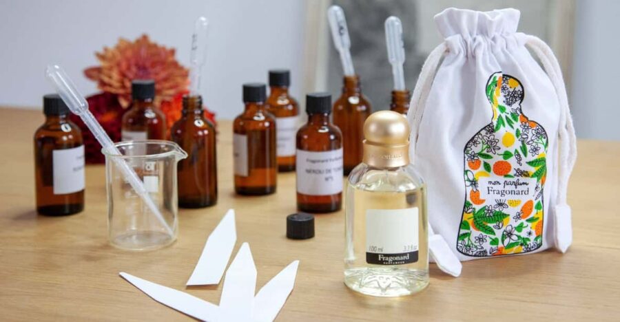 Perfumer Workshop in Cannes in English - Included Items