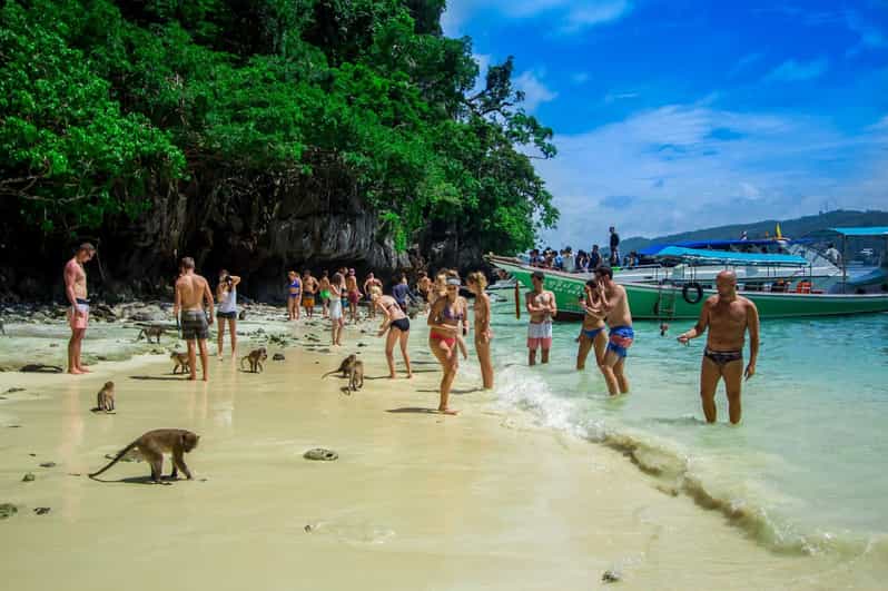 Phi Phi: Speed Boat to Maya Bay With Snorkeling Trip