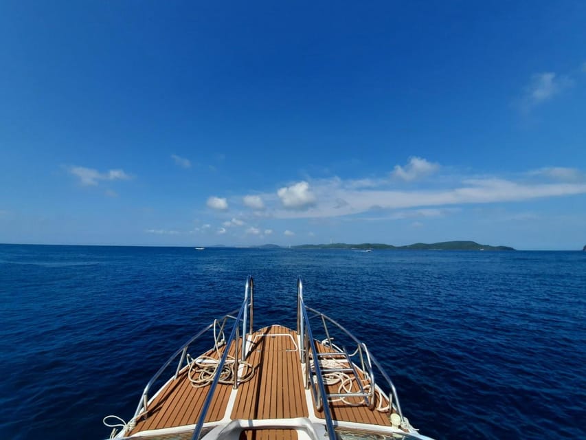 Phu Quoc Four Islands by Canoe and Enjoy Cable Car