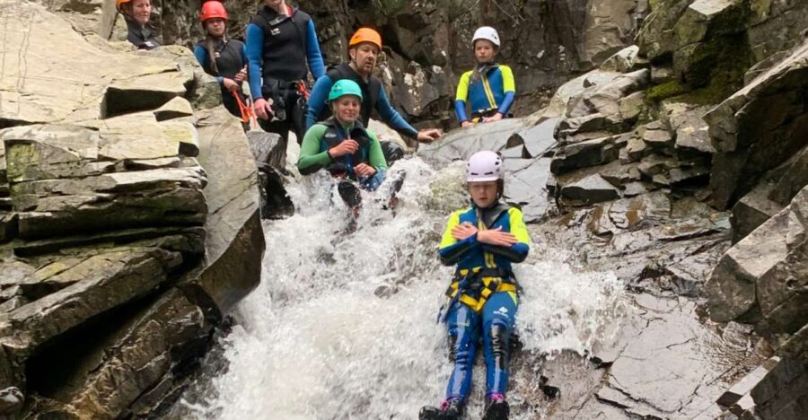 Pitlochry: Gorge Walking Family Tour