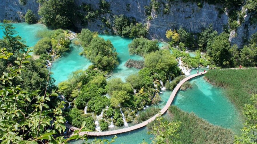 Plitvice Lakes National Park: Day Trip From Omiš - Overview of the National Park