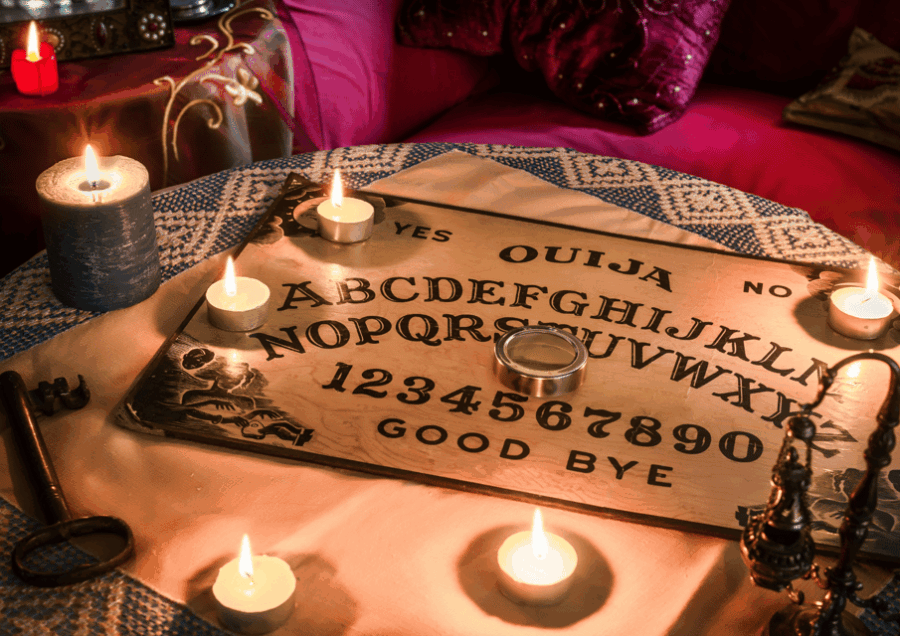 Poitiers: Team Escape Game on the Theme of Magic