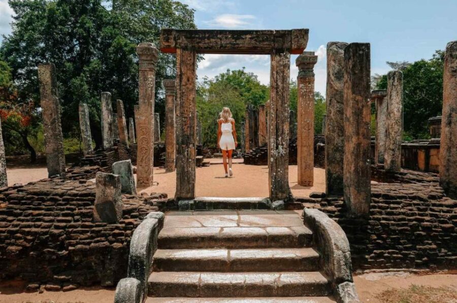 Polonnaruwa Ancient City Guided Tour From Galle
