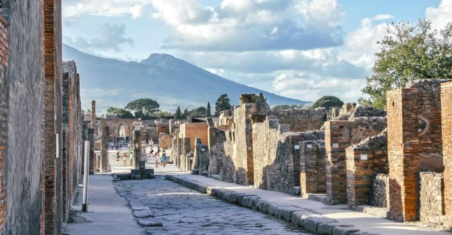 Pompei Unveiled: Skip-The-Line With Exclusive Guide