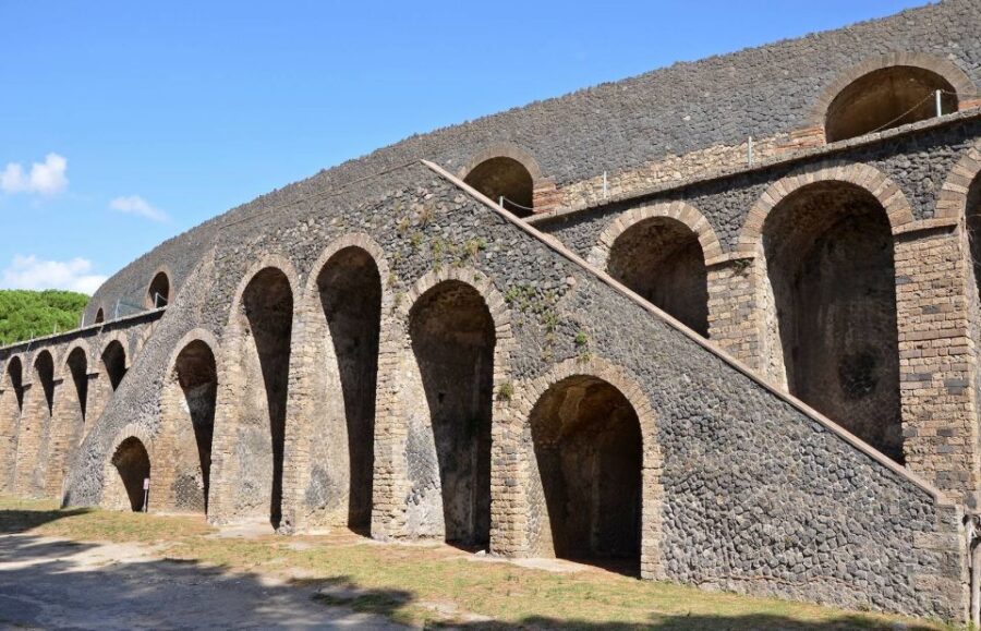 Pompeii Official Guide Private Tour and Vineyard Experience