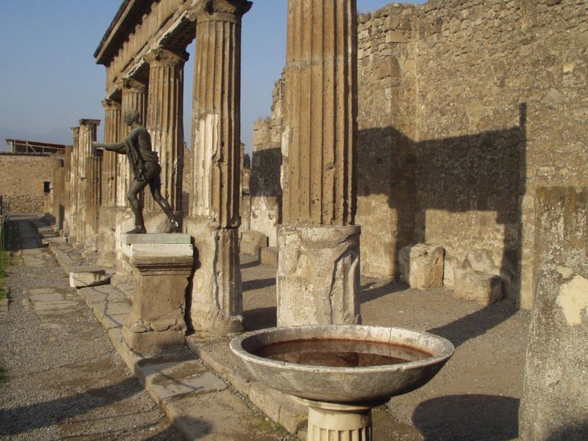 Pompeii Ruins and Wine Tasting Tour