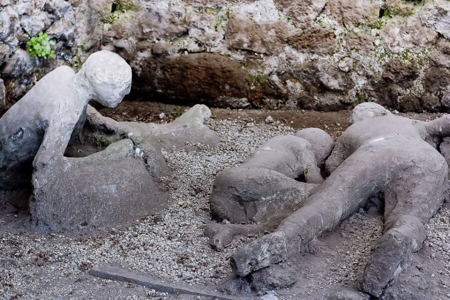 Pompeii: Ruins Private Tour With Skip-The-Line Entry