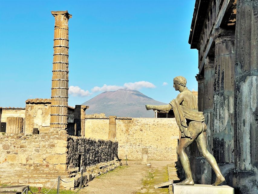 Pompeii-Vesuvius With Lunch From Amalfi Coast All Inclusive