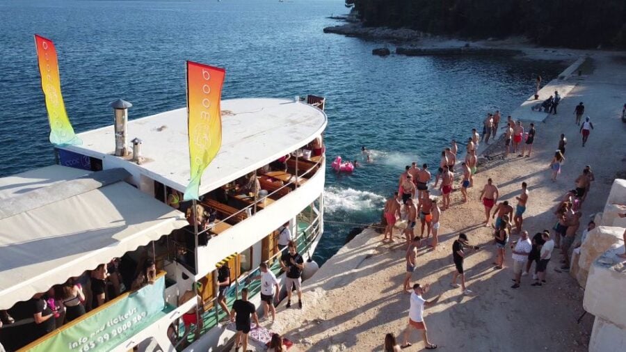 Poreč: Boat Party With Dj, Swim Stop, and Nightclub Entry - Experience Highlights
