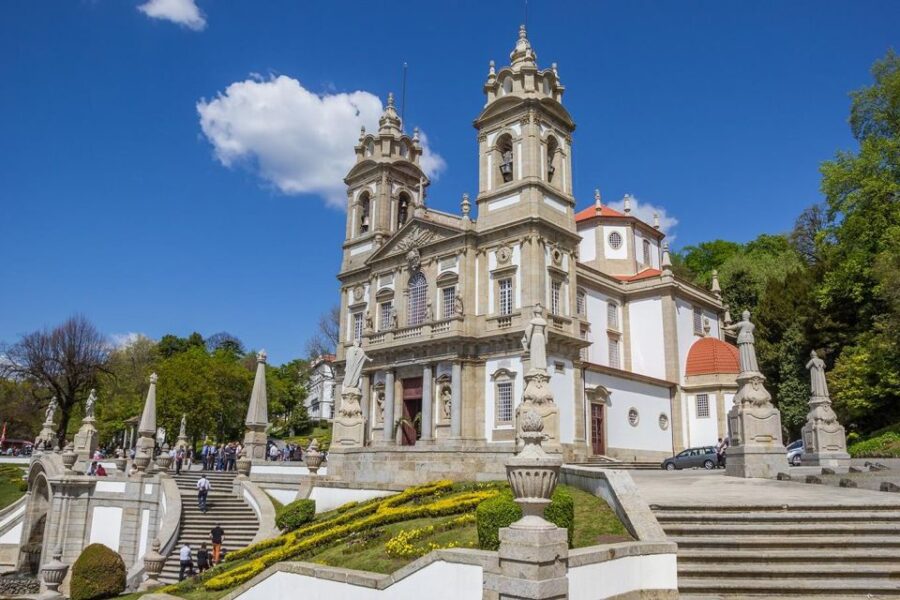 Porto: Private UNESCO Heritage Site Tour - Braga & Guimarães
