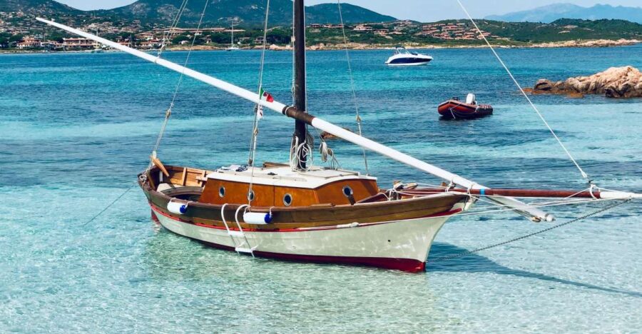 Porto San Paolo: Tavolara & Molara Vintage Cruise With Lunch