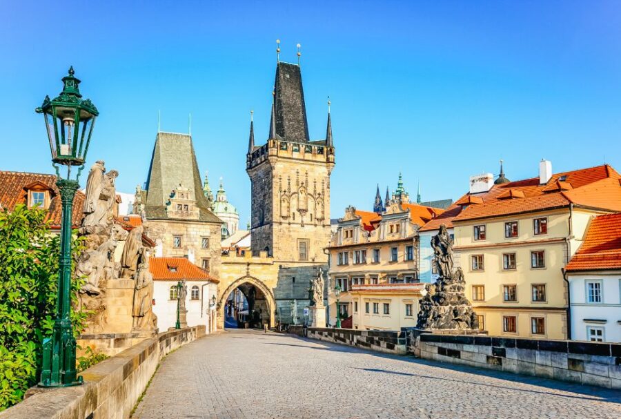 Prague: 3-Hour Beer Tour and Traditional Czech Dinner - Tour Overview